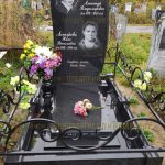 Цоколь из гранита