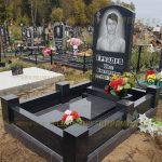 Цоколь из гранита