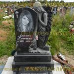 Скульптурные памятники из гранита