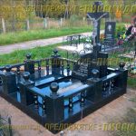 Скульптурные памятники из гранита