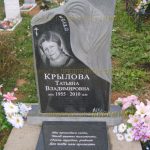 Скульптурные памятники из гранита