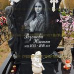 Скульптурные памятники из гранита