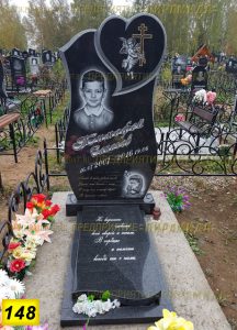 Фигурные памятники из гранита