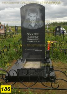 Фигурные памятники из гранита