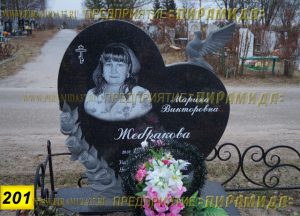 Фигурные памятники из гранита