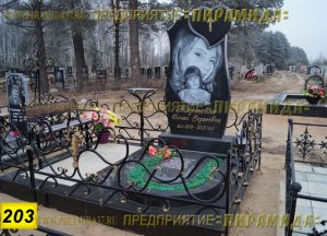 Фигурные памятники из гранита